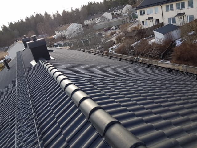 Takomläggning – Farsta – bild 3