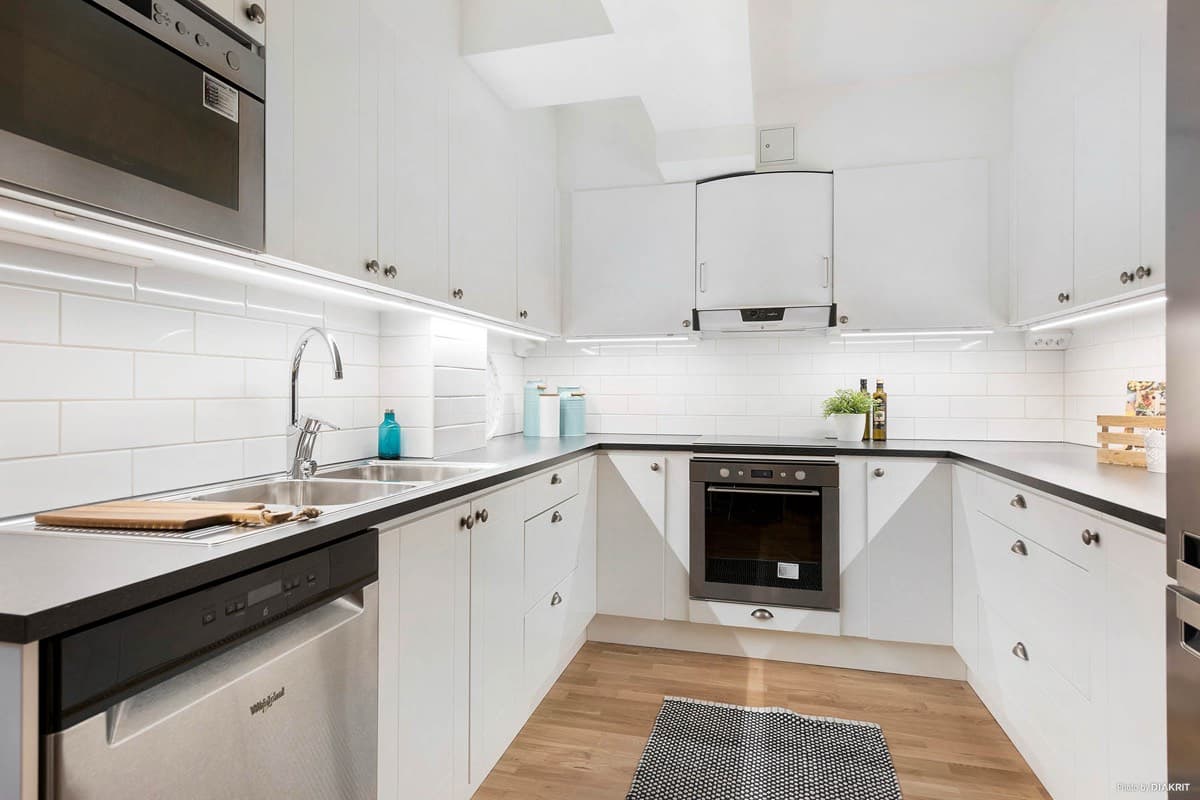 Takomläggning – Huddinge – bild 5