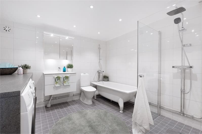 Takomläggning – Upplands Väsby – bild 2