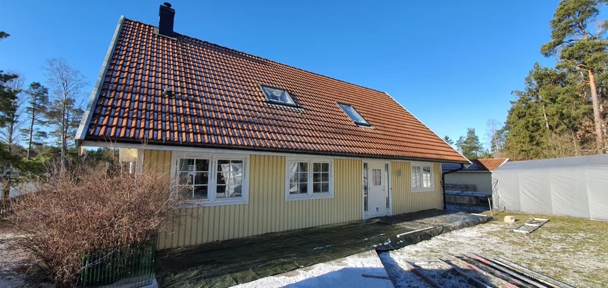 Takrenovering – Täby